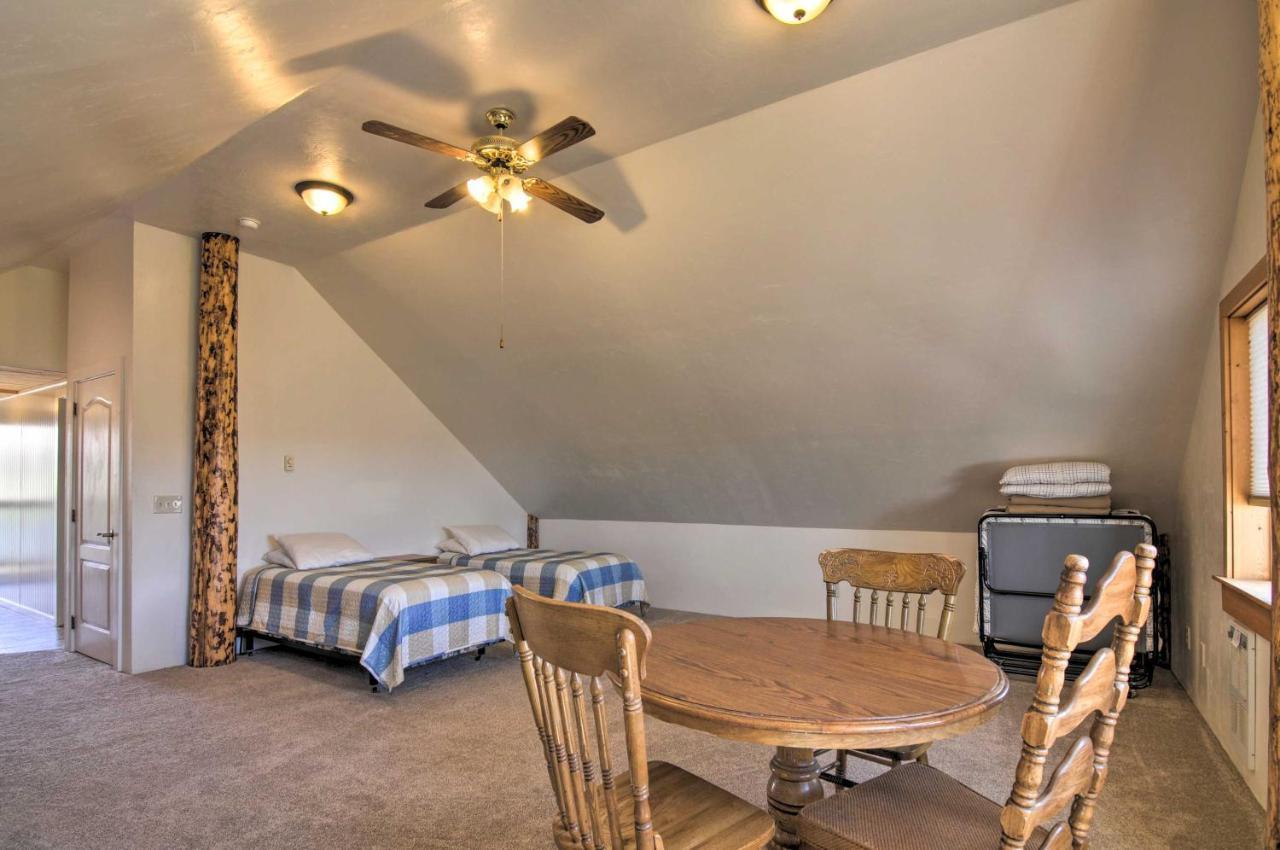 Cozy Henrieville Cabin 18 Mi To Bryce Canyon Np! المظهر الخارجي الصورة