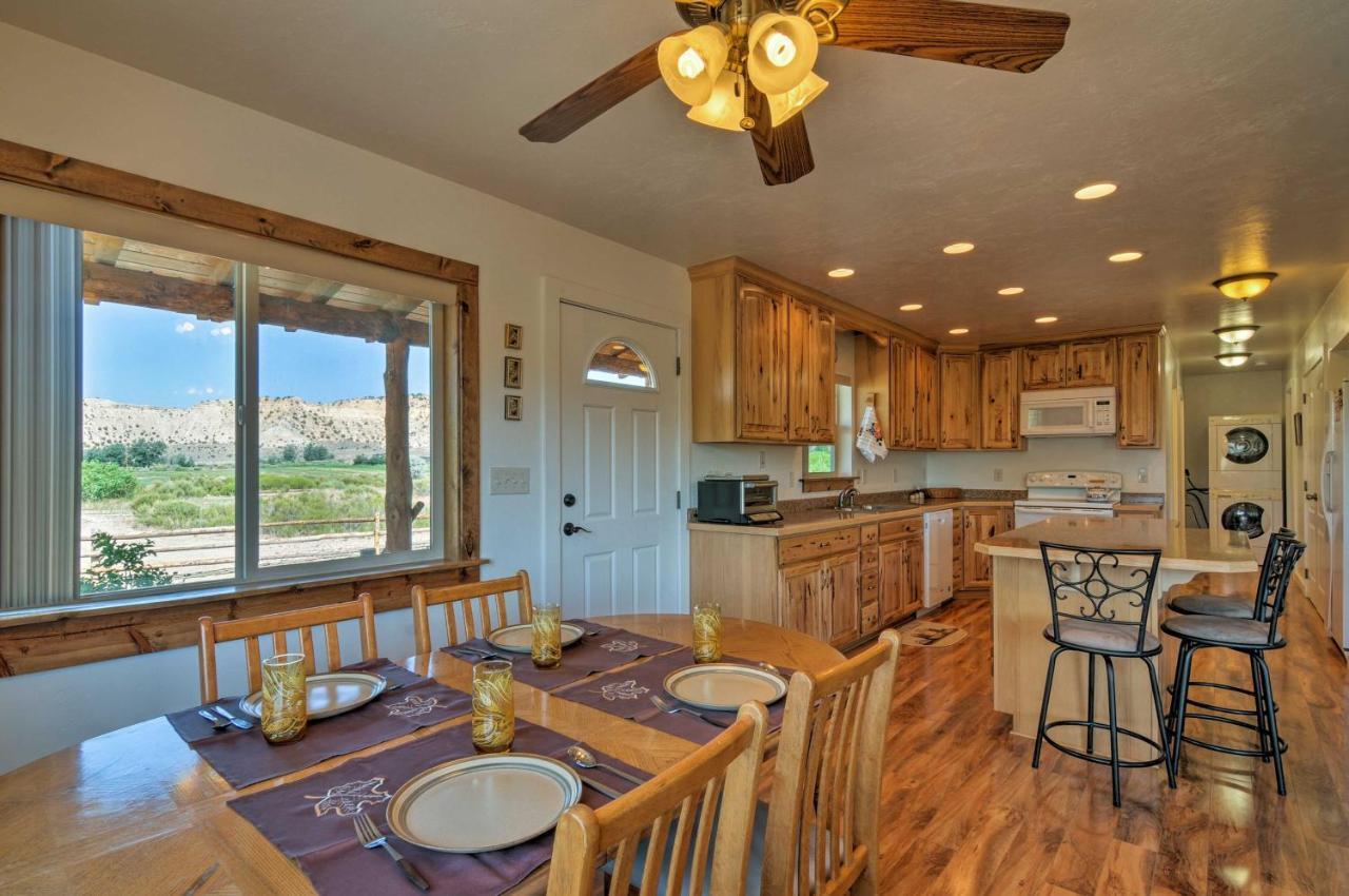 Cozy Henrieville Cabin 18 Mi To Bryce Canyon Np! المظهر الخارجي الصورة